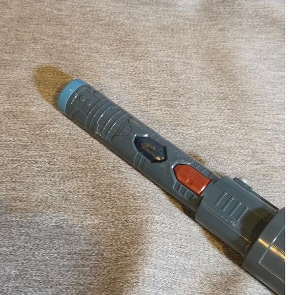 Star Wars Lightsaber Forge Ultimate Mandalorian Masterworks Part WORKS - Picture 4 of 9